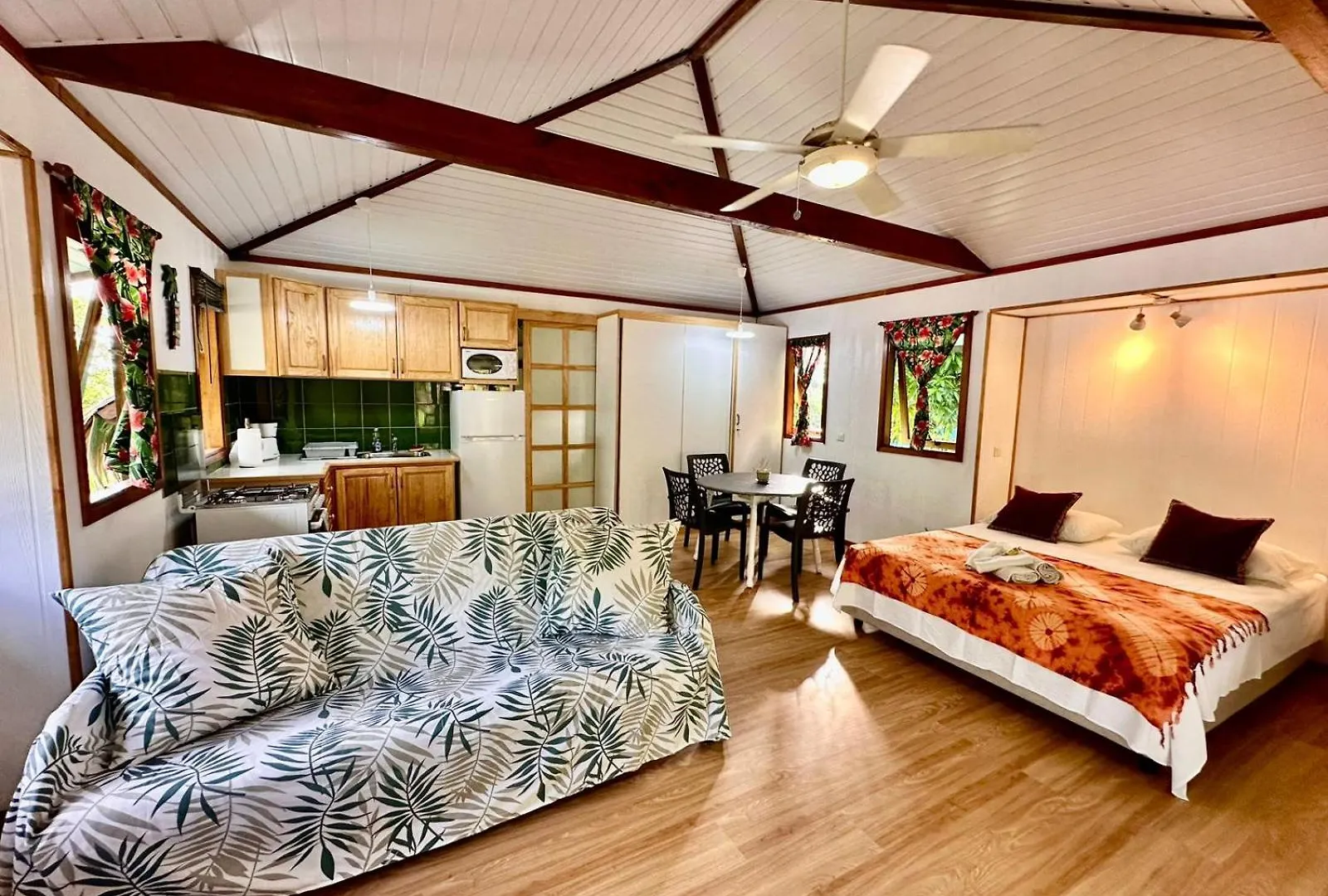 Fare Tropical Atiha Apartment Moorea 0*,  French Polynesia